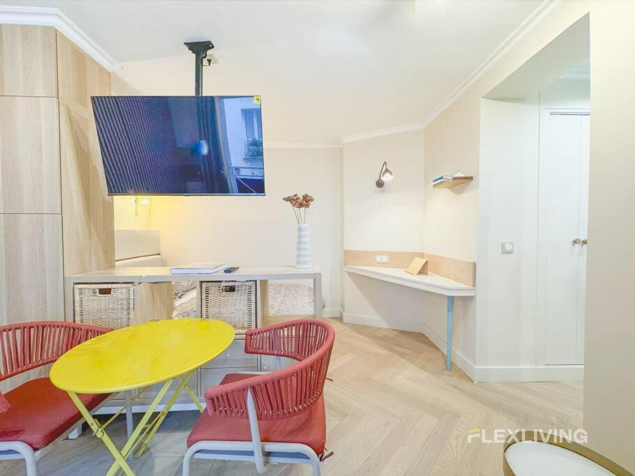 Luxury Studio In City Center Paris Exterior photo